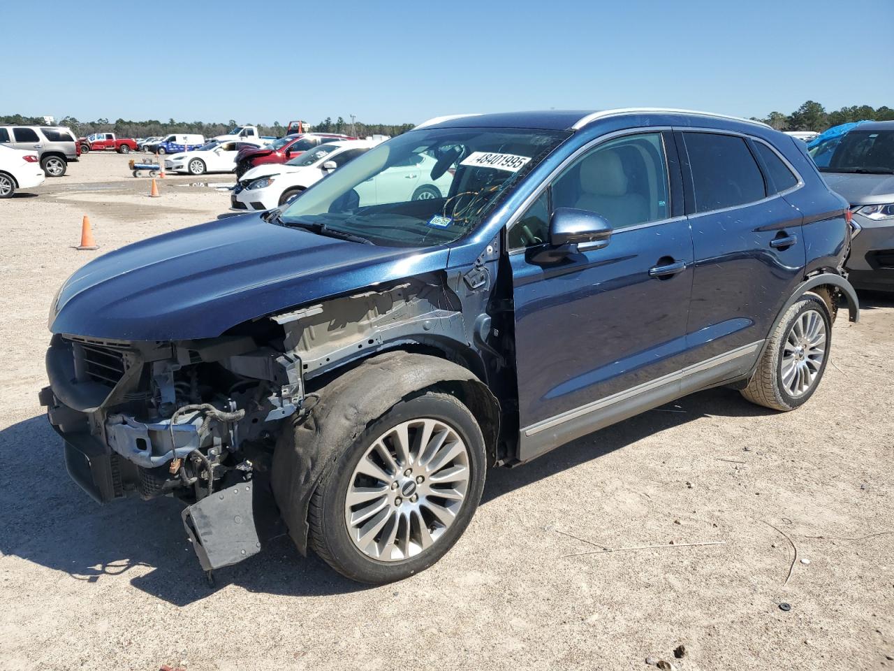 2015 Lincoln MKZ - Image 1