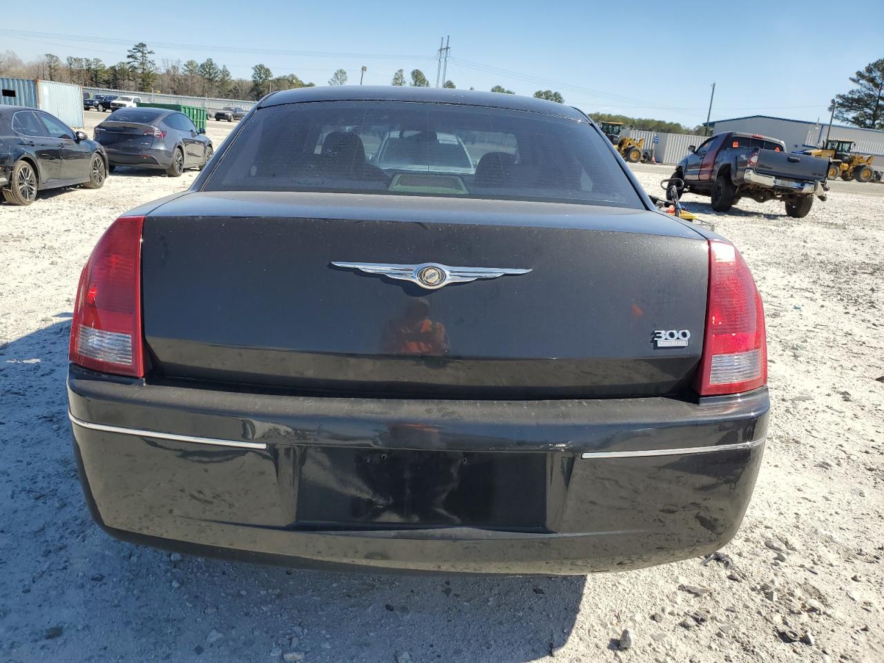 2006 Chrysler 300 - Image 6