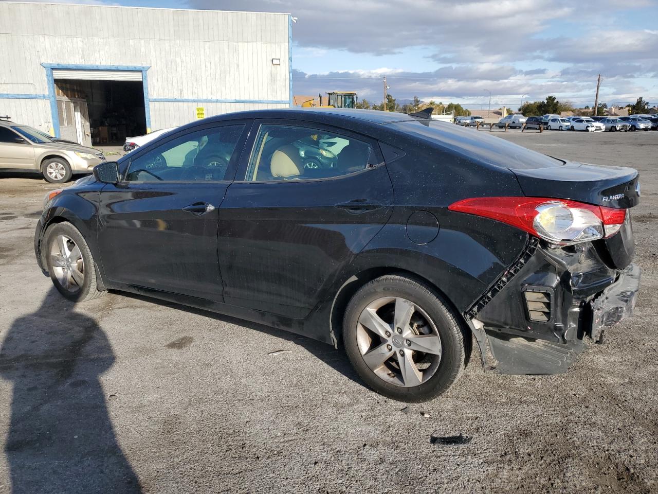 2013 Hyundai Elantra - Image 2