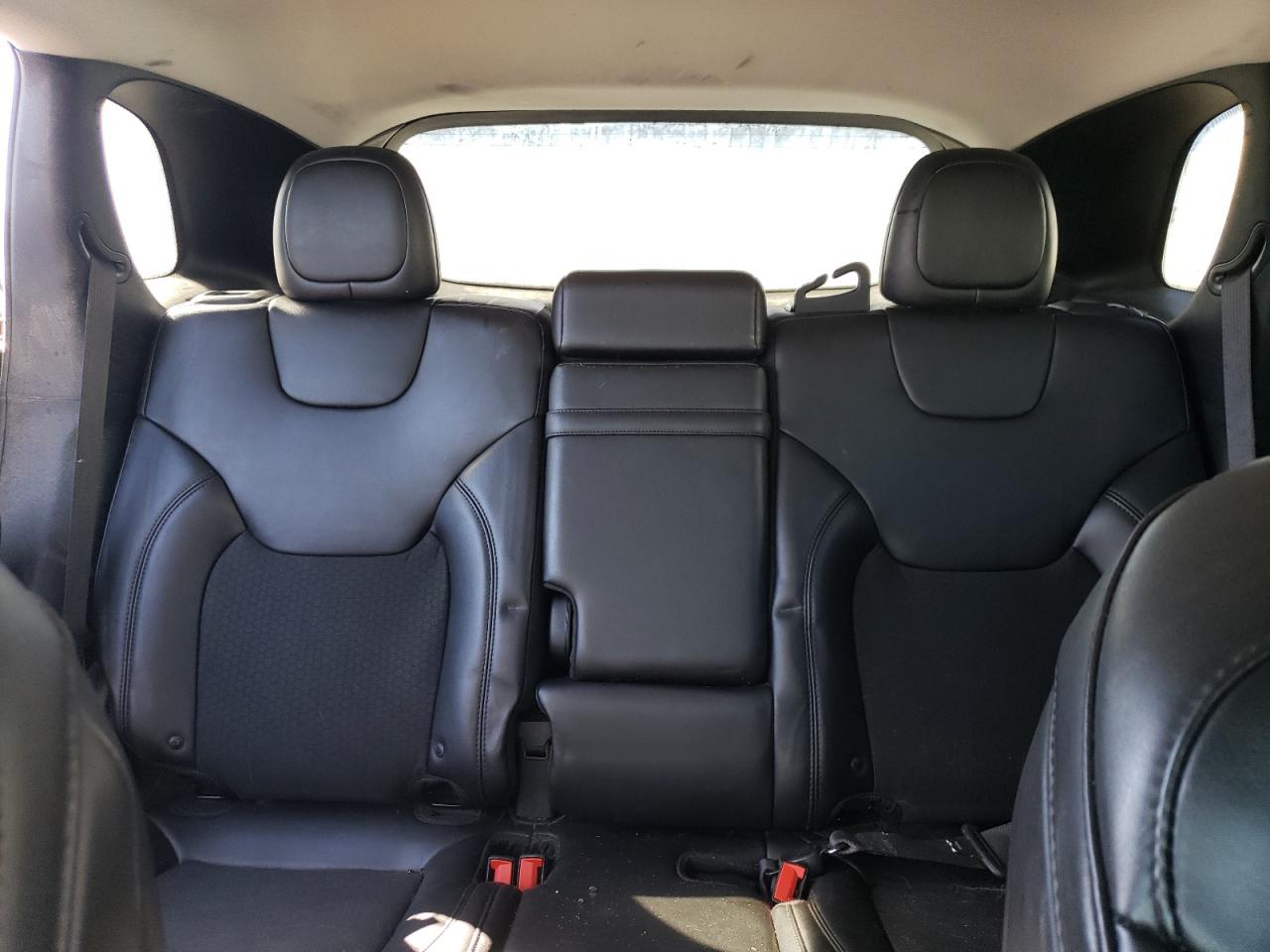 2019 Jeep Grand Cherokee - Image 10