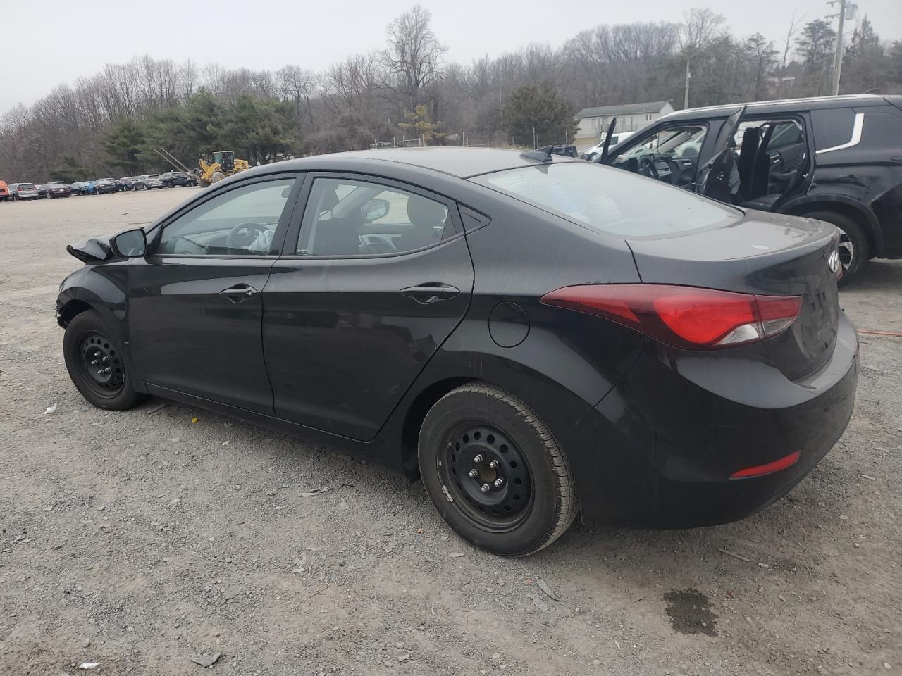 2016 Hyundai Elantra - Image 2