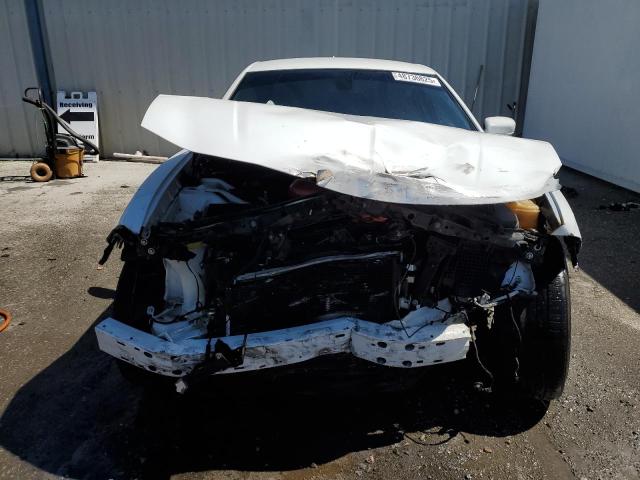  DODGE CHARGER 2017 Белый