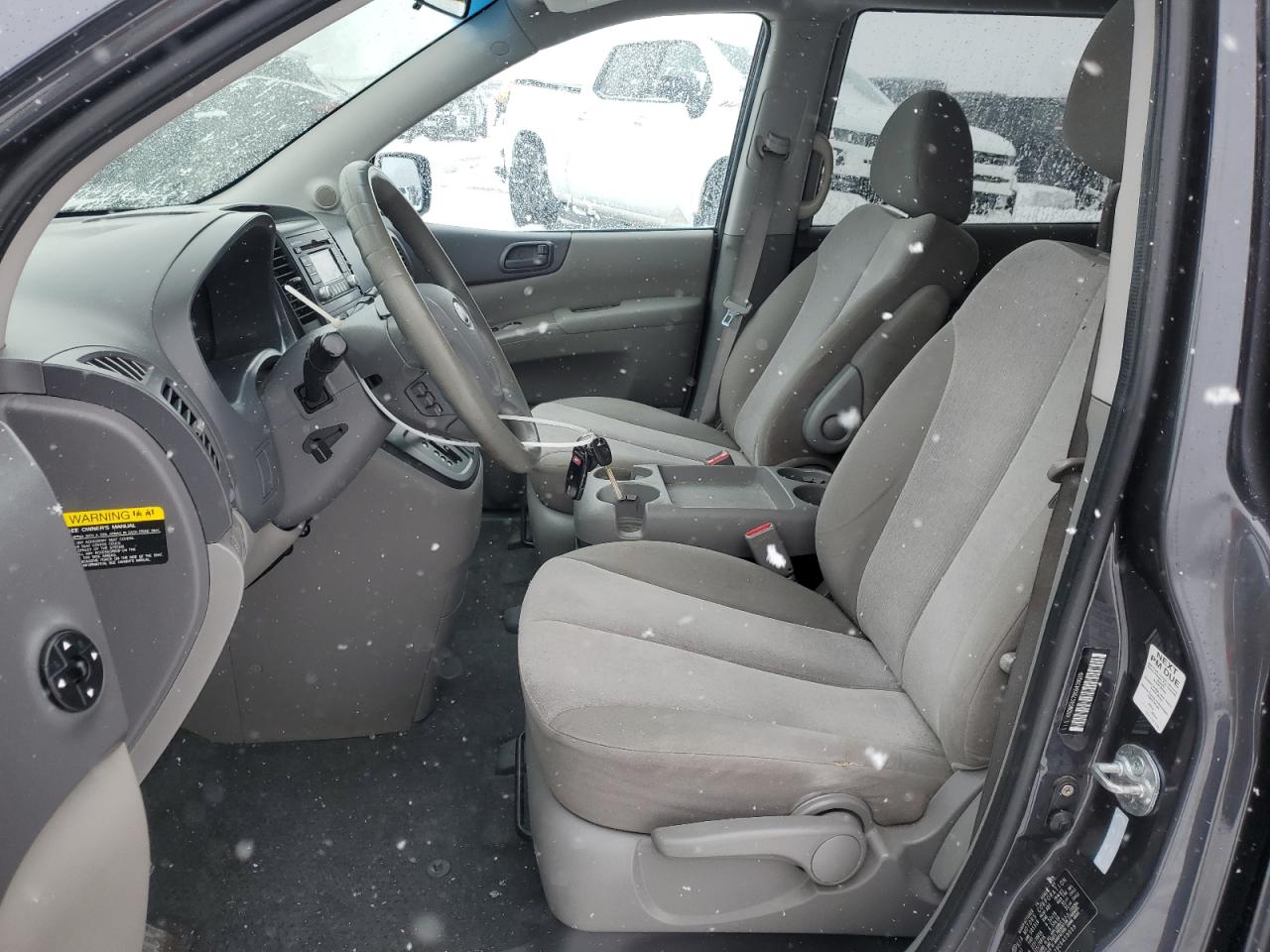 2012 Kia Sedona - Image 7