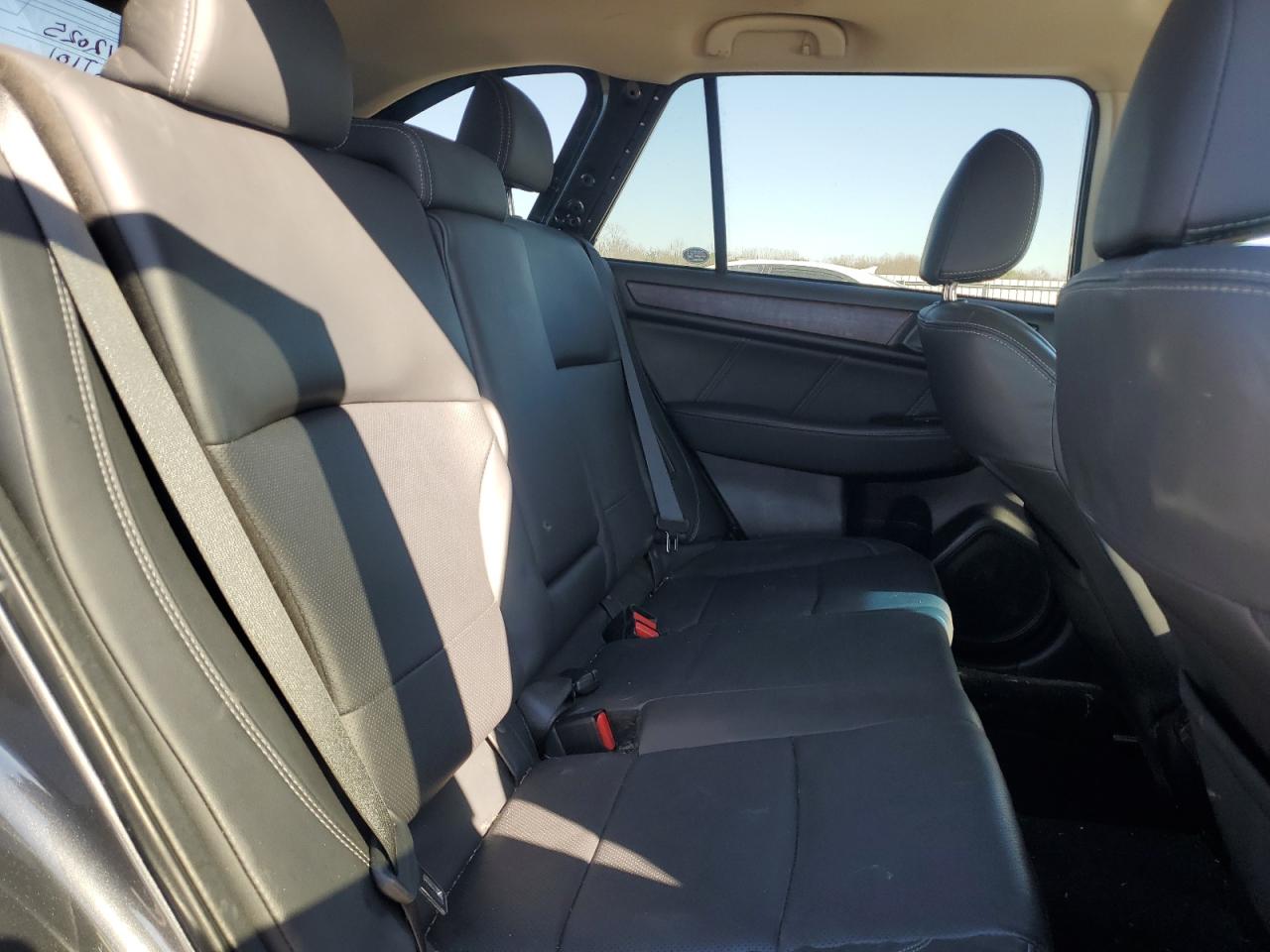 2019 Subaru Outback - Image 10