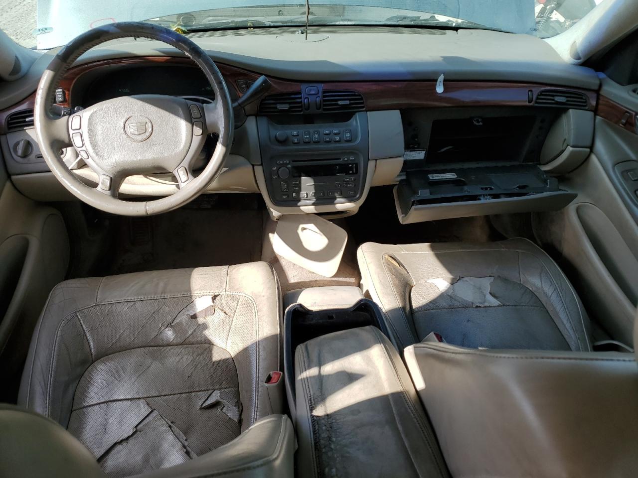 2005 Cadillac De Ville - Image 8