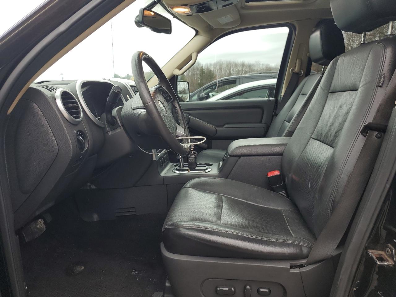 2006 Mercury Mountaineer - Image 7