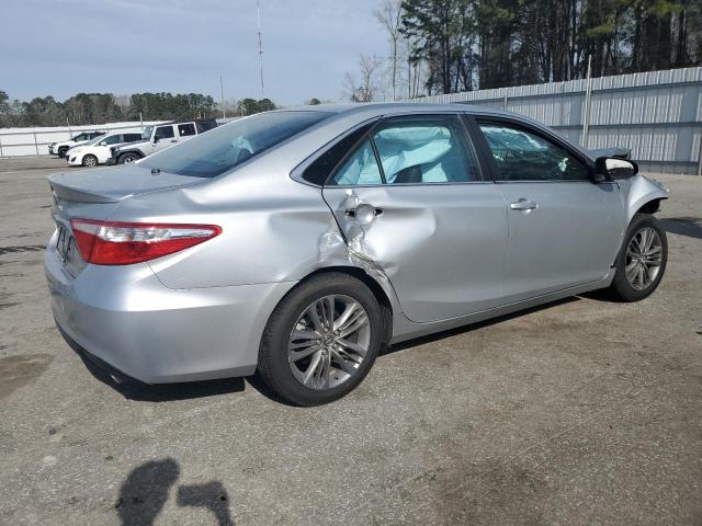  TOYOTA CAMRY 2017 Серебристый