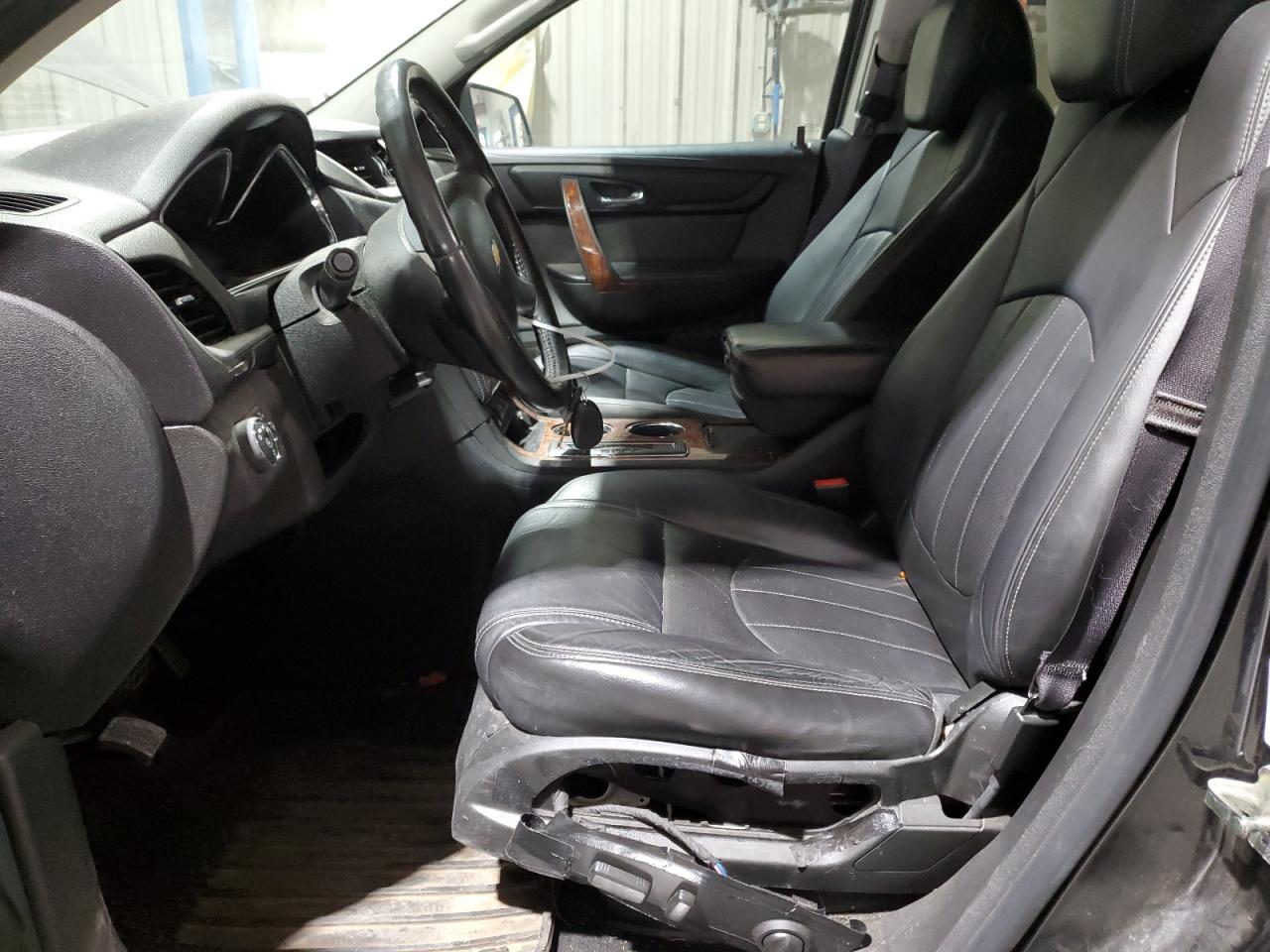2013 Chevrolet Traverse - Image 7