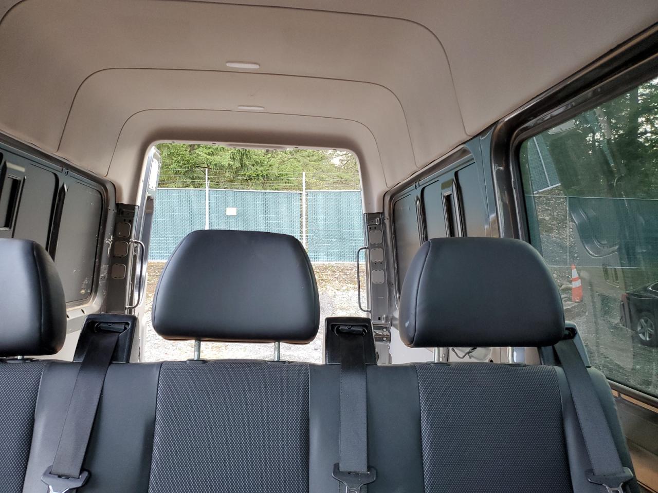2015 Mercedes-Benz Sprinter - Image 10