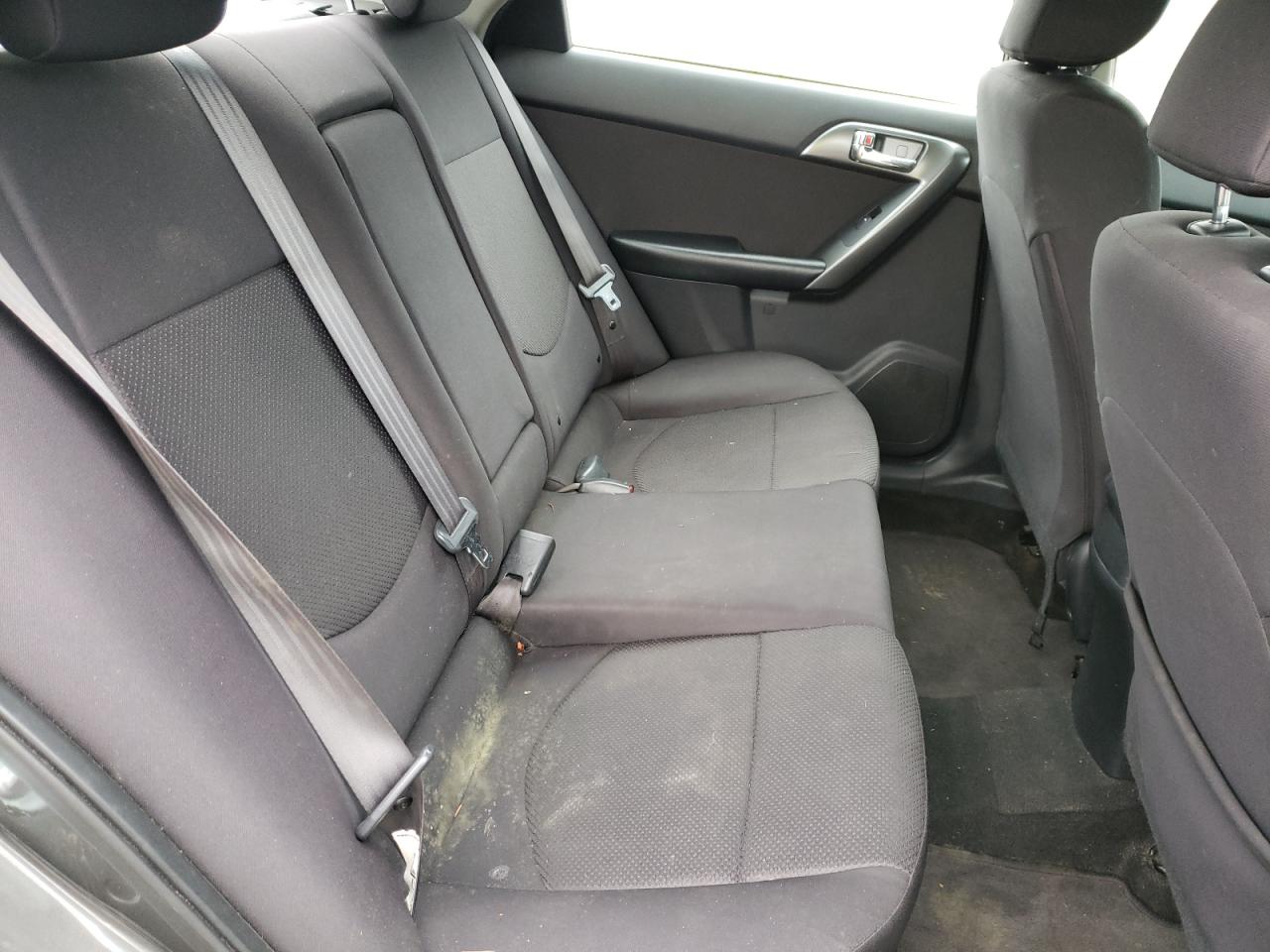 2013 Kia Forte - Image 10
