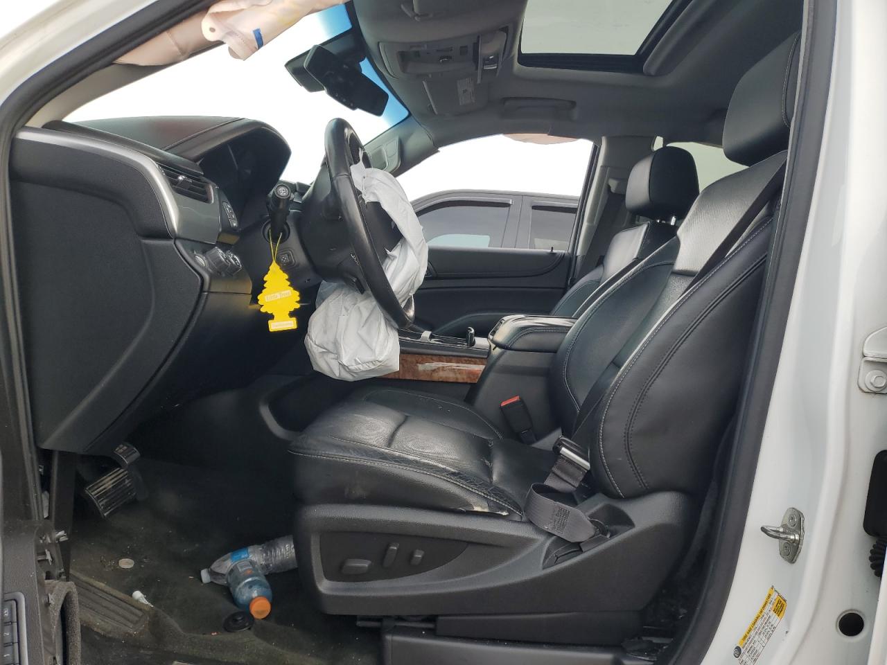 2015 Chevrolet Suburban - Image 7