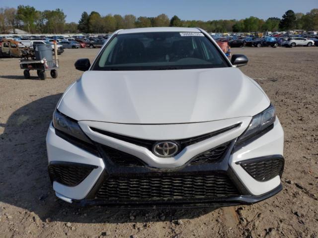  TOYOTA CAMRY 2021 Biały
