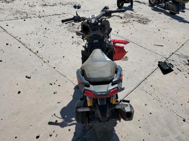  HONDA ADV150 2022 Червоний