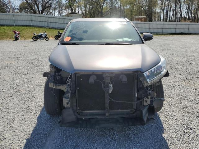  TOYOTA HIGHLANDER 2017 Silver