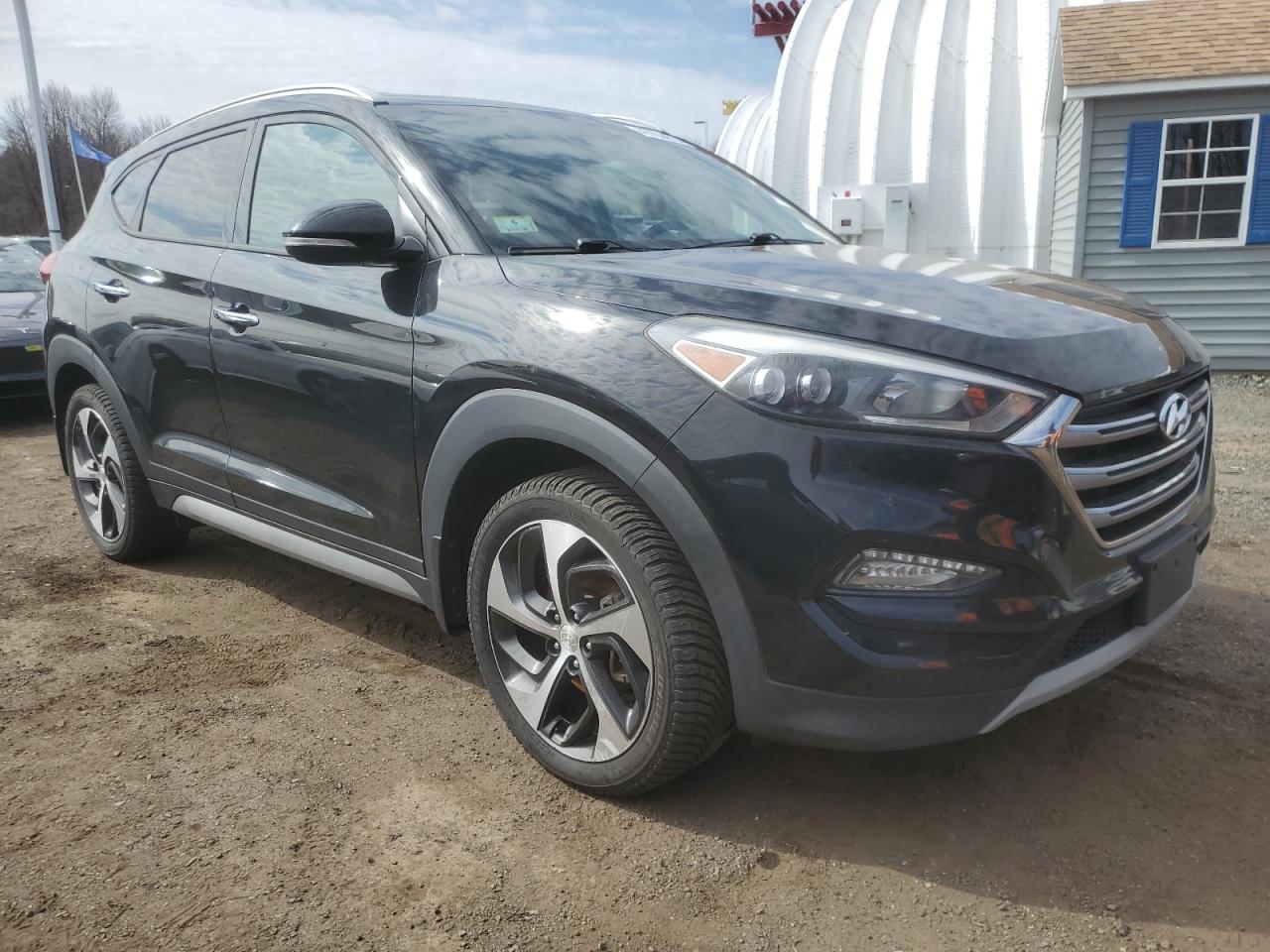 2017 Hyundai Tucson - Image 4
