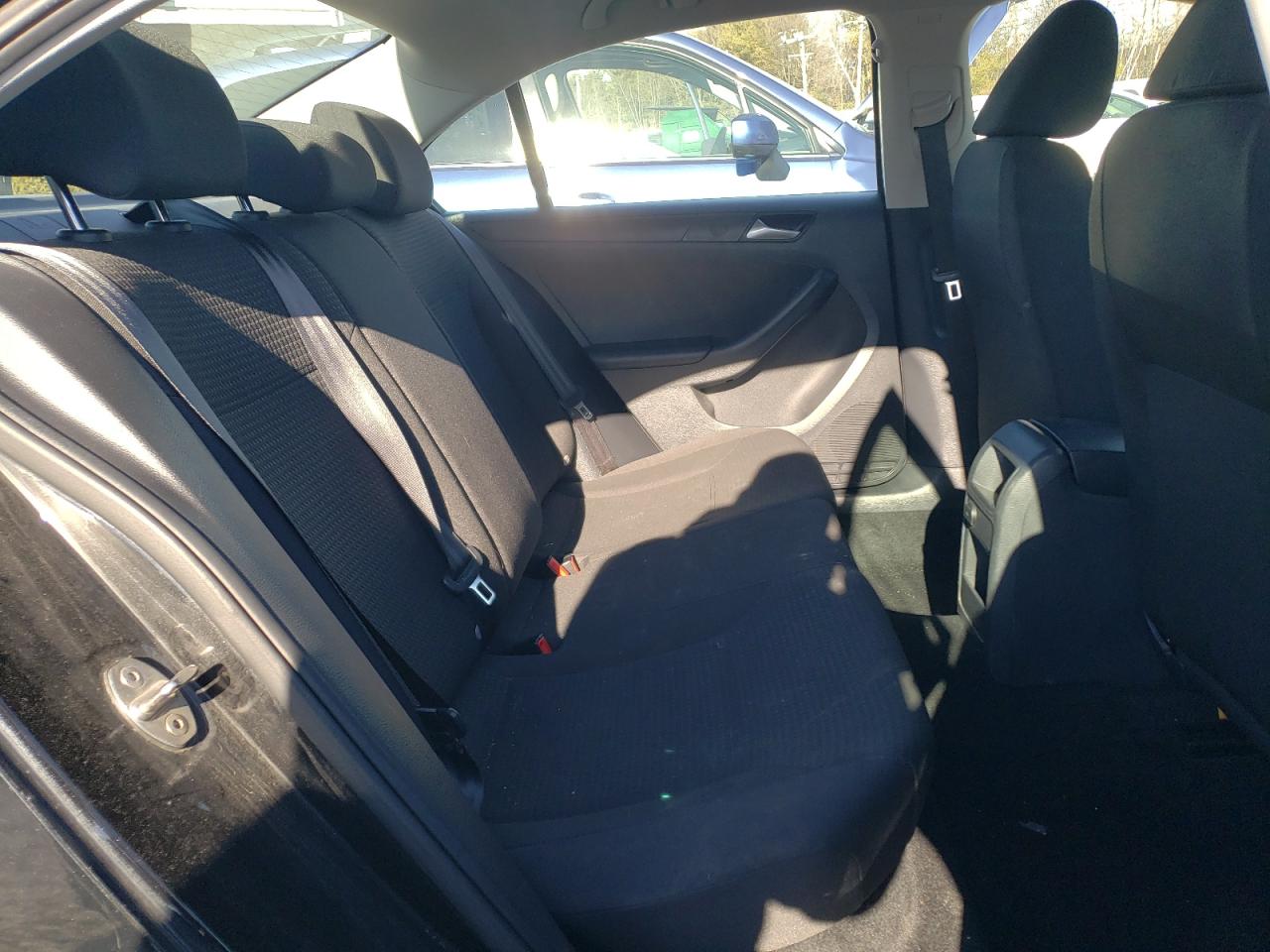 2016 Volkswagen Jetta - Image 10