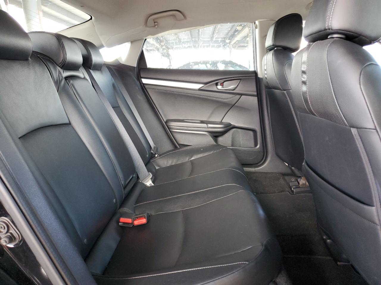 2HGFC1F7XHH652984 HONDA CIVIC 2017