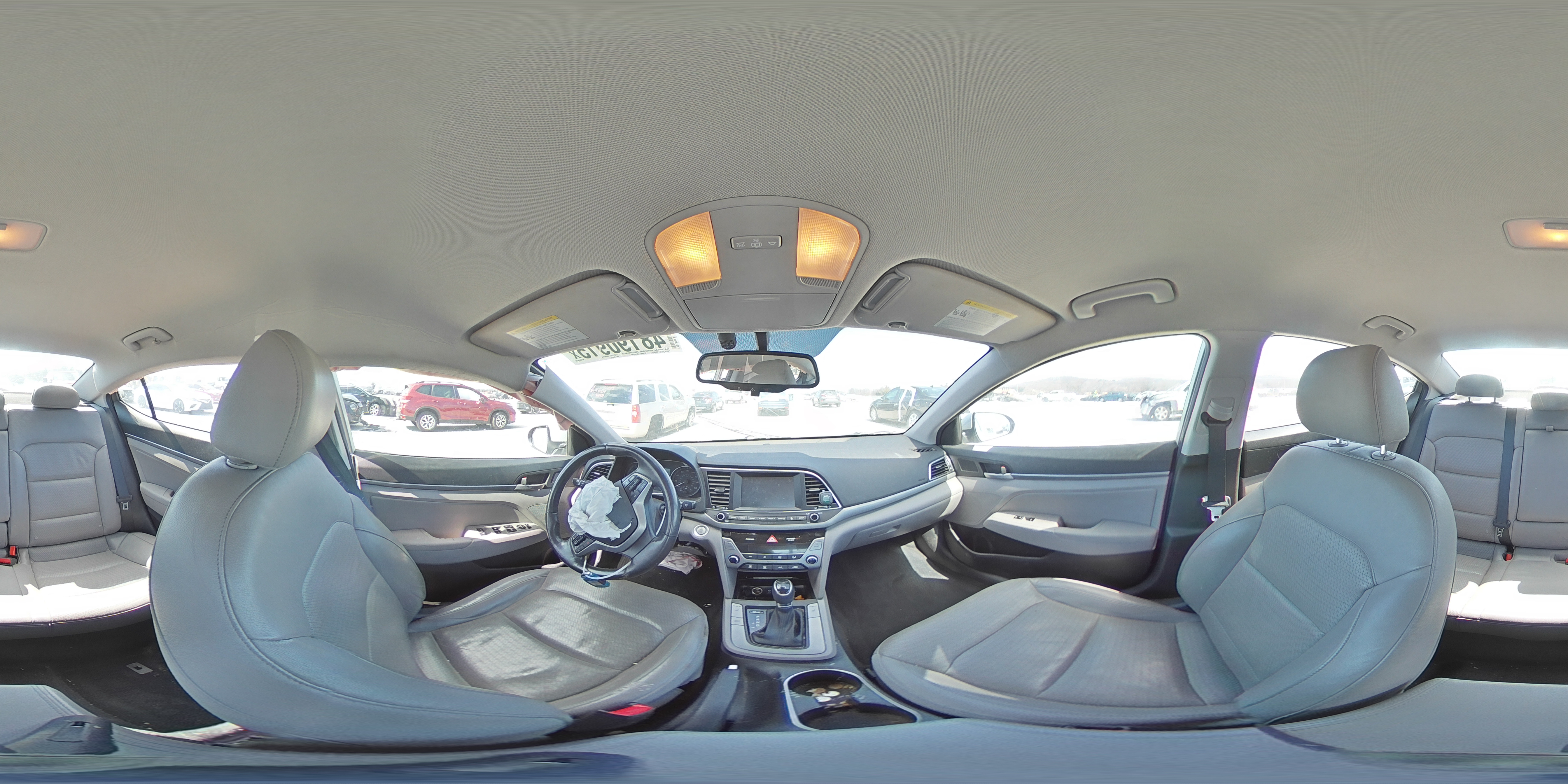 2017 Hyundai Elantra - Image 13