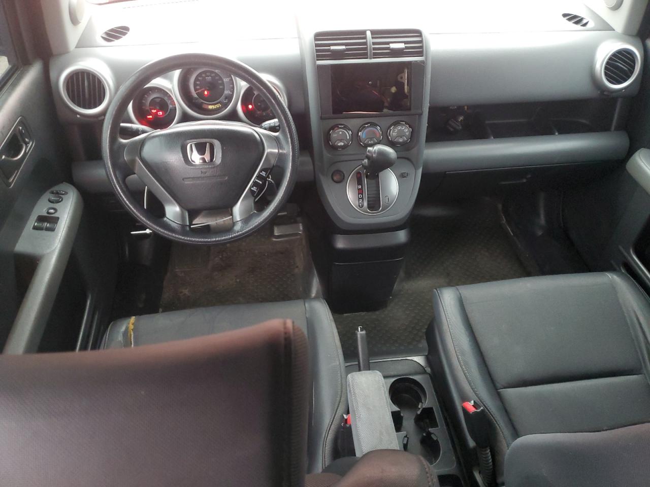 2003 Honda Element - Image 8