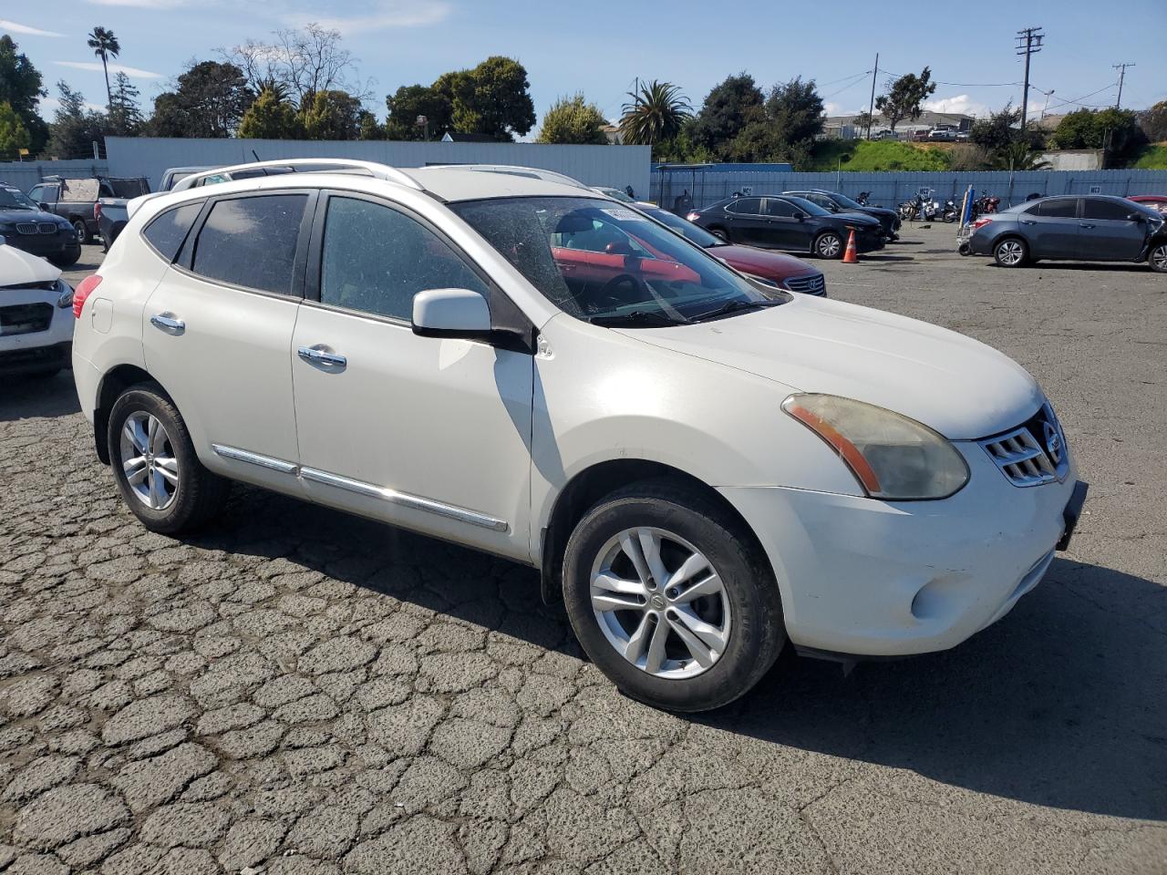 2012 Nissan Rogue - Image 4