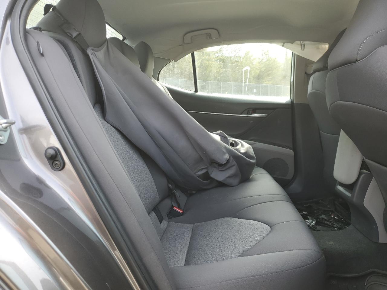 2021 Toyota Camry - Image 10