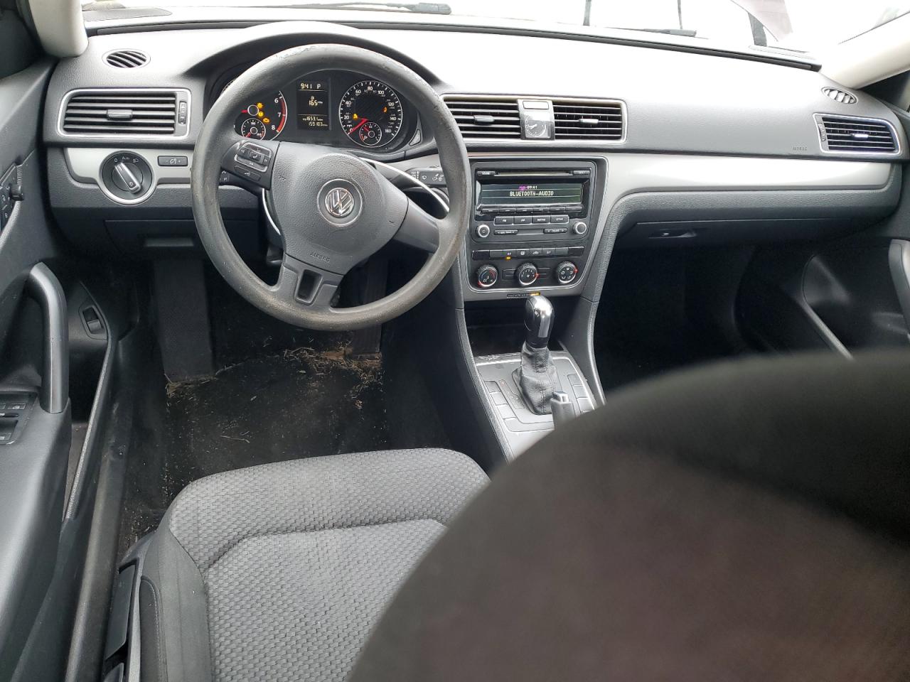 2014 Volkswagen Passat - Image 8