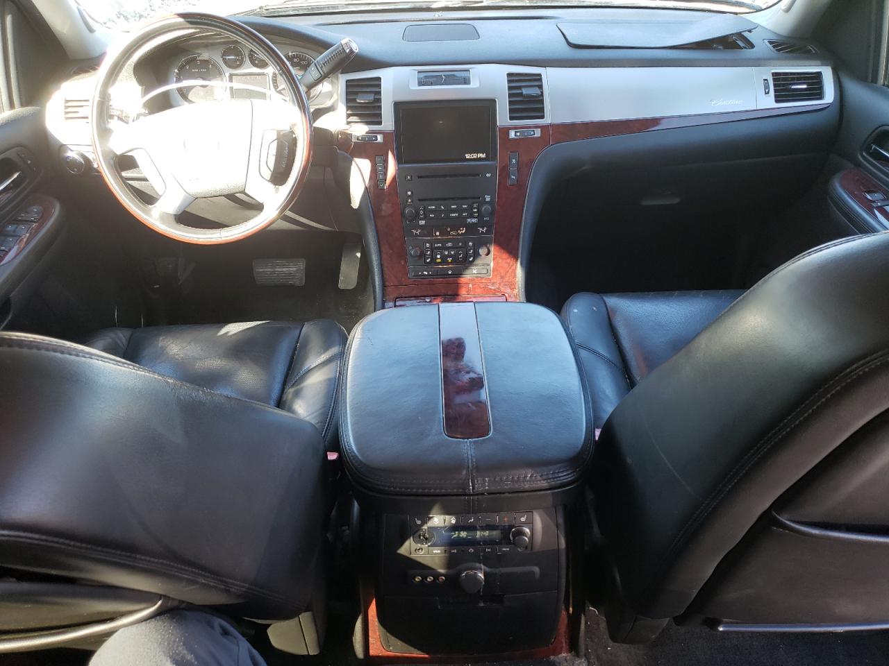 2008 Cadillac Escalade - Image 8