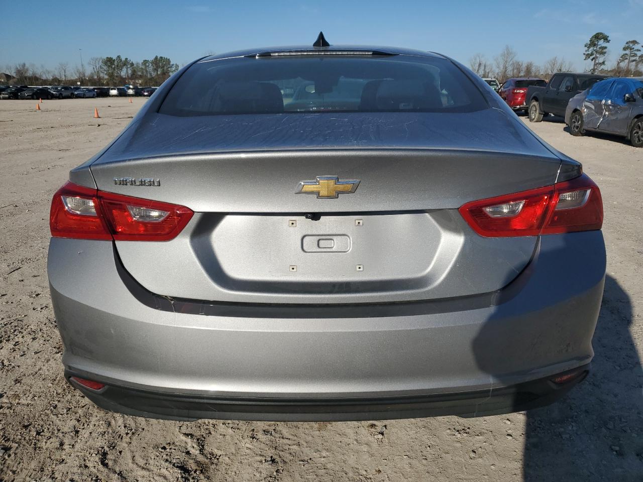 2023 Chevrolet Malibu - Image 6