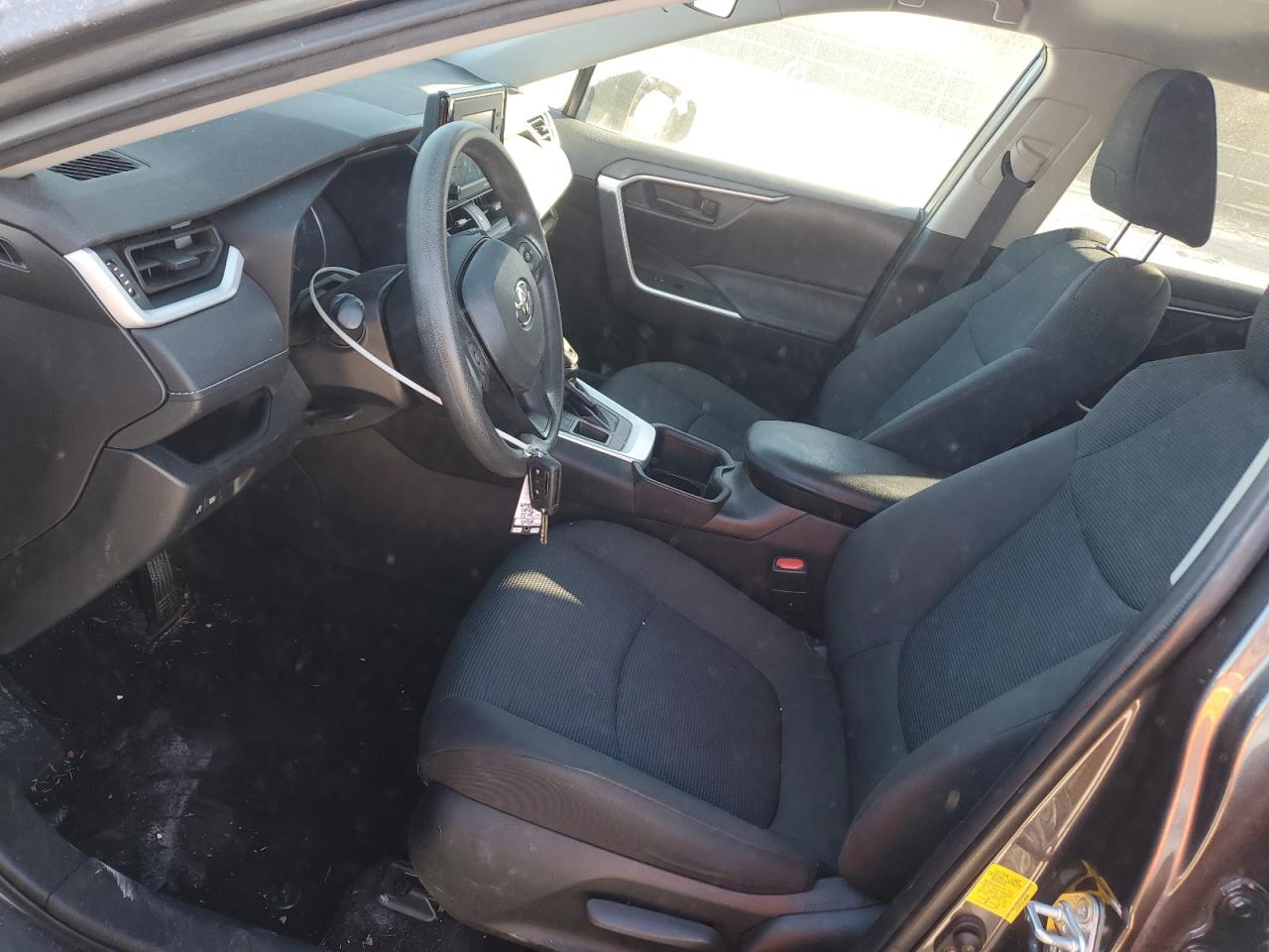 2022 Toyota RAV 4 - Image 7
