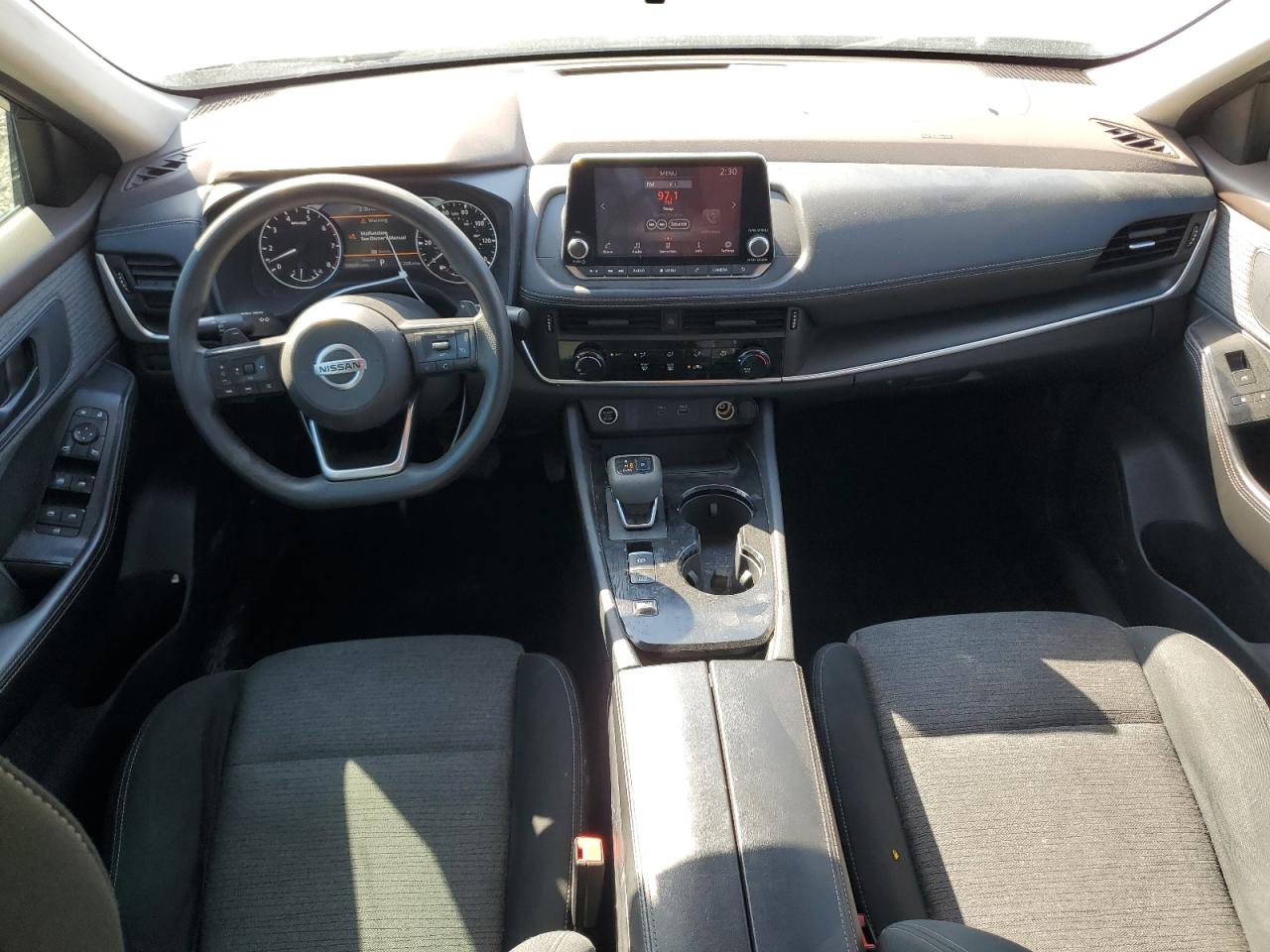 2021 Nissan Rogue - Image 8