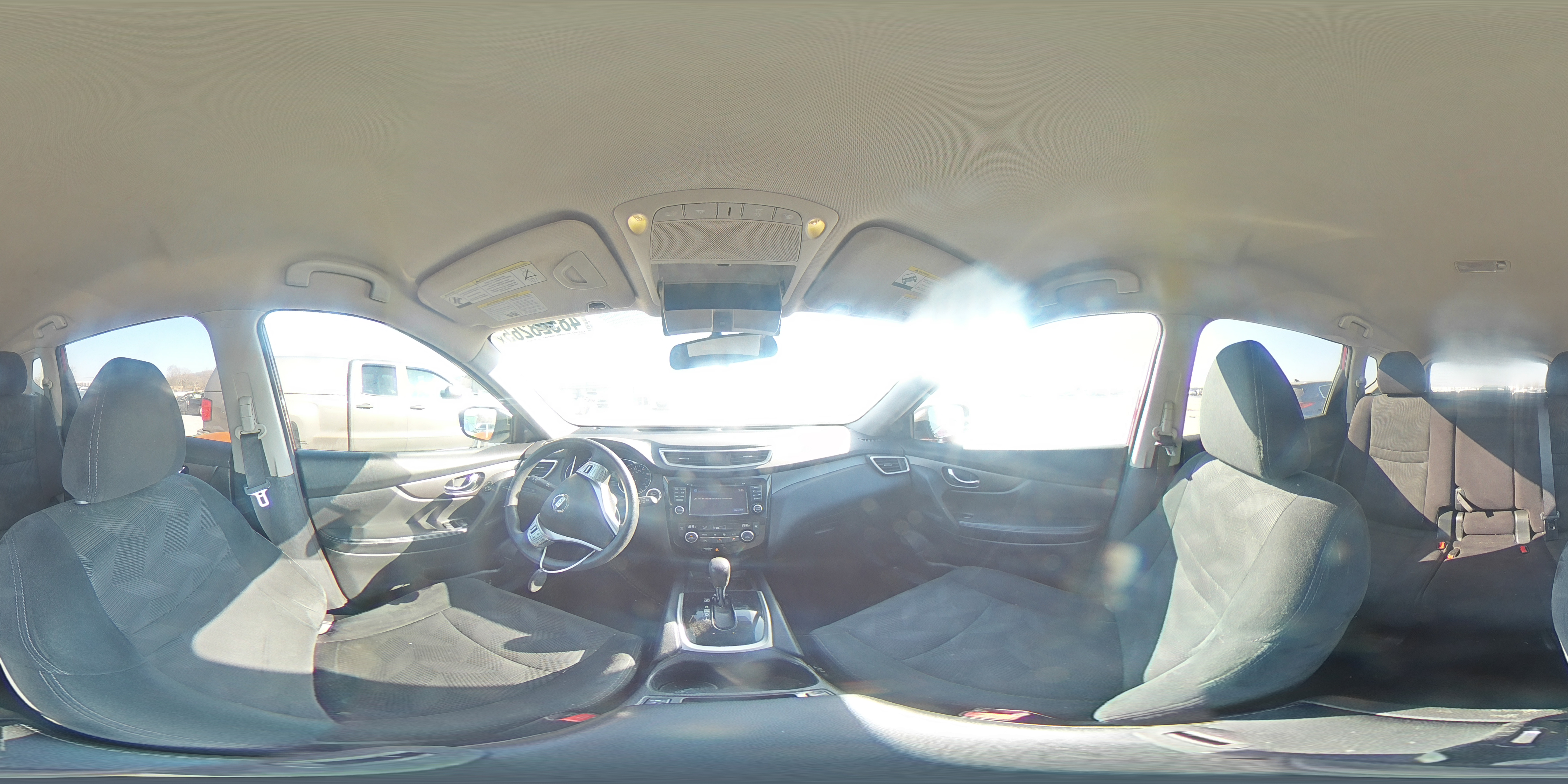 2016 Nissan Rogue - Image 14