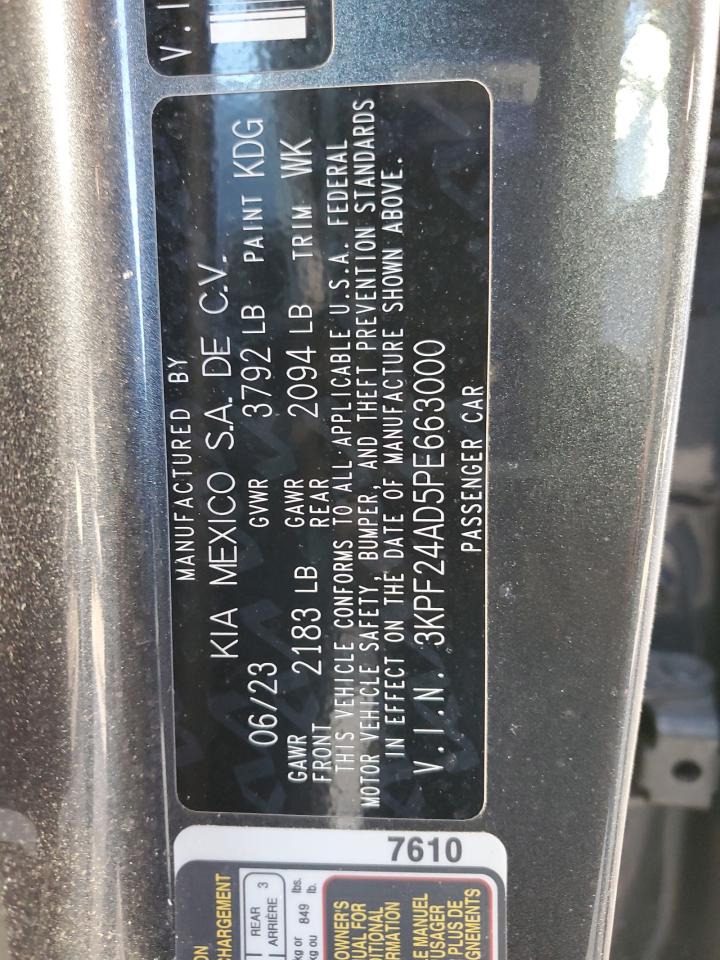 2023 Kia Forte - Image 12