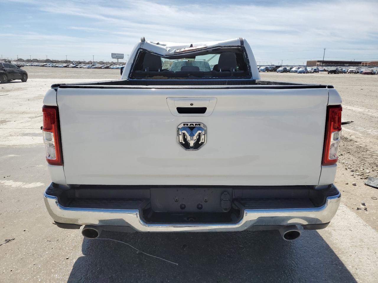 2021 RAM 1500 - Image 6