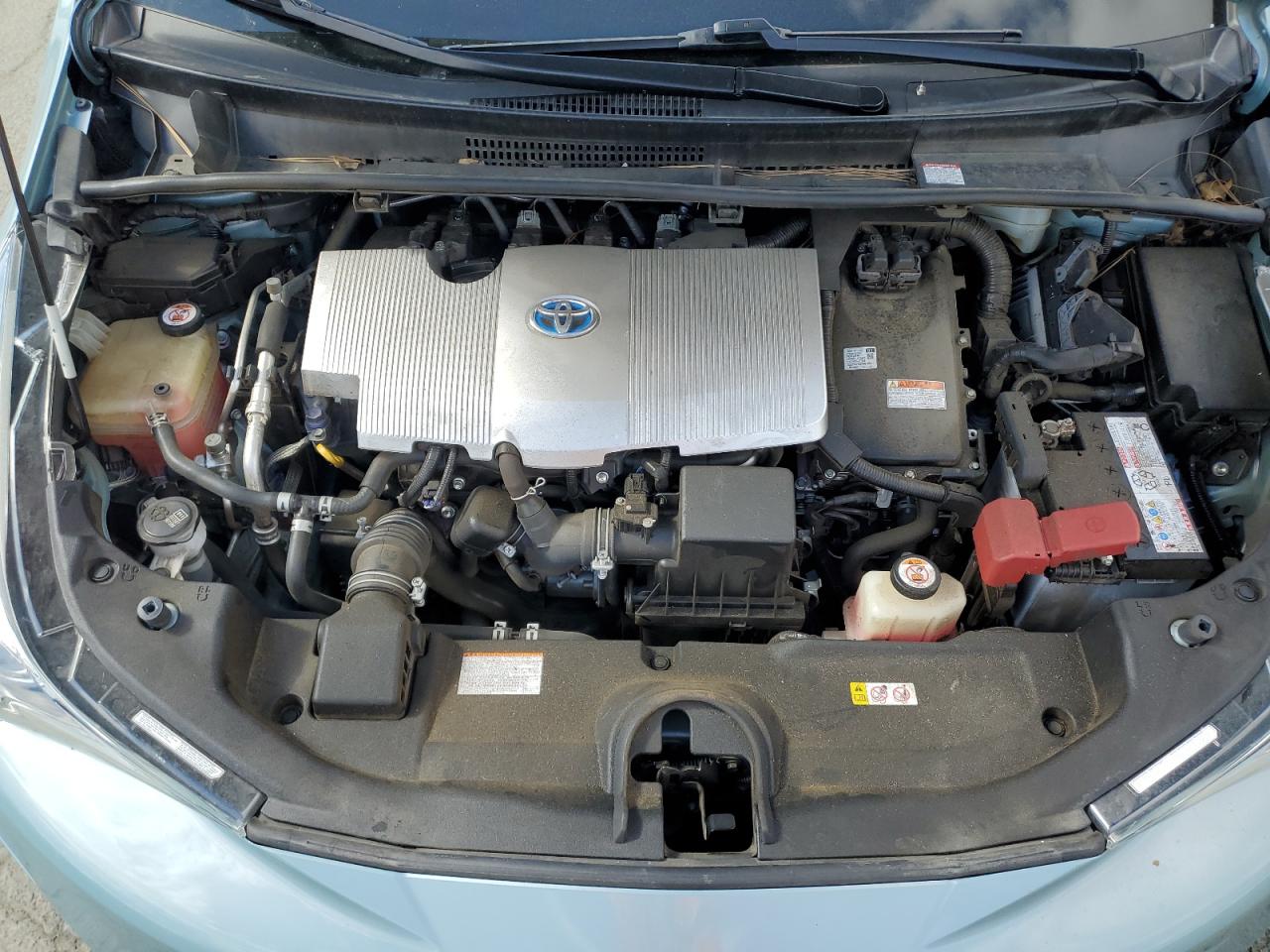 2018 Toyota Prius - Image 11