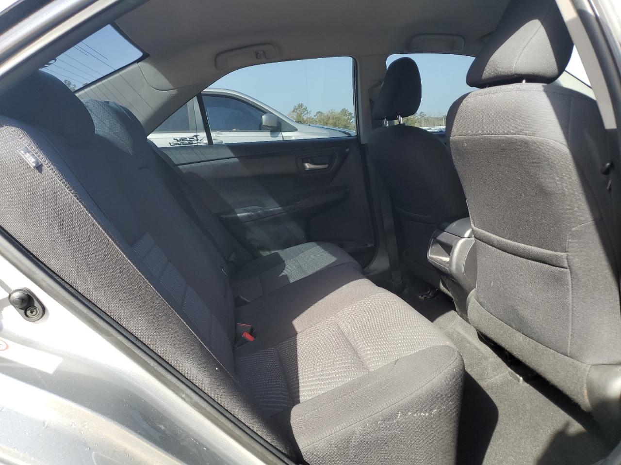 2015 Toyota Camry - Image 10