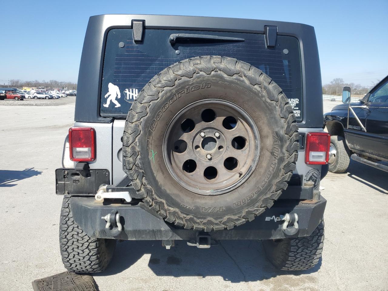 2015 Jeep Wrangler - Image 6