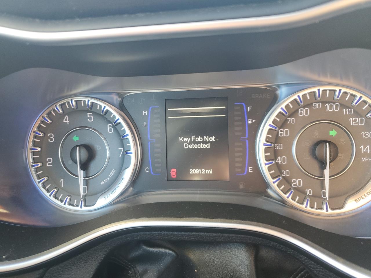 2015 Chrysler 200 Limited VIN: 1C3CCCAB5FN541678 Lot: 49436585