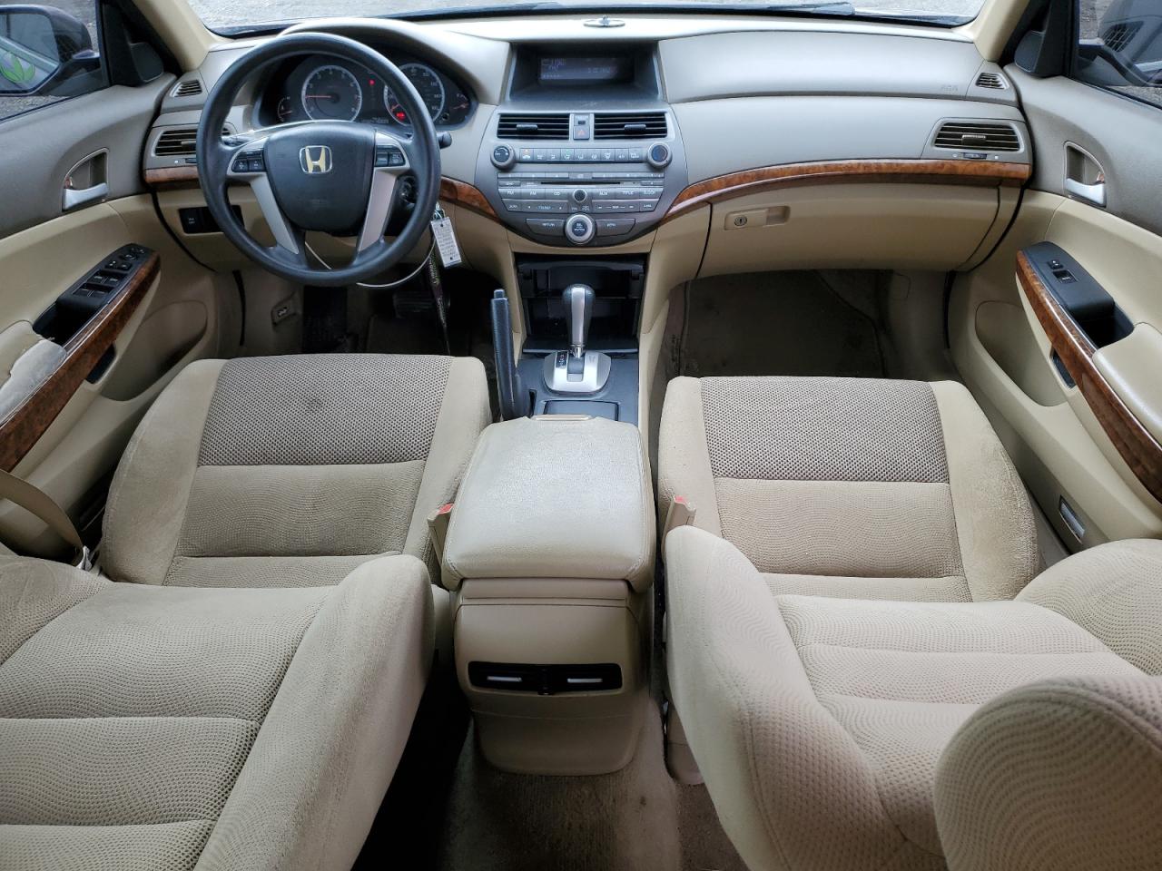 2010 Honda Accord - Image 8