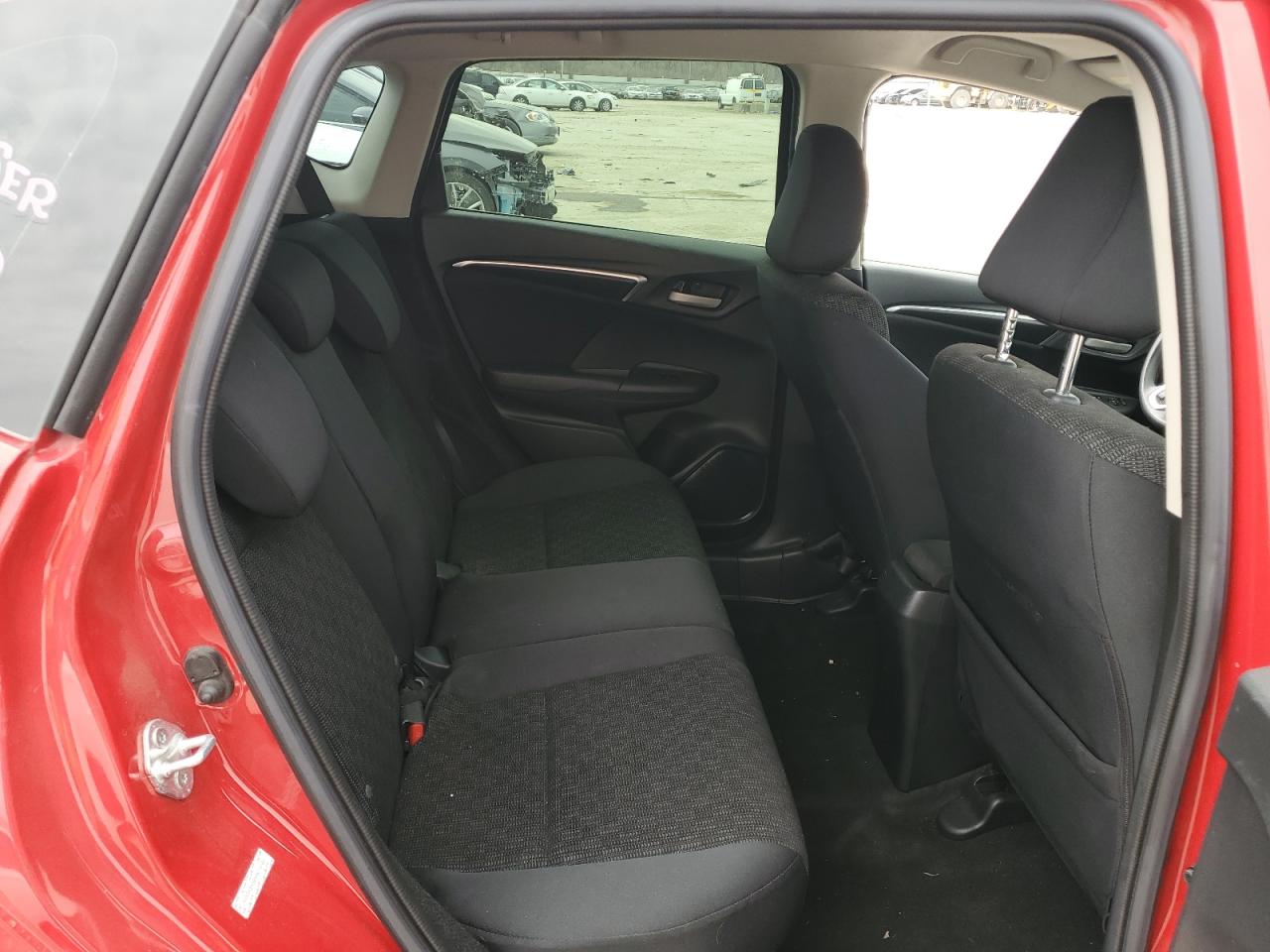 2017 Honda Fit Lx VIN: JHMGK5H56HS014165 Lot: 50648285