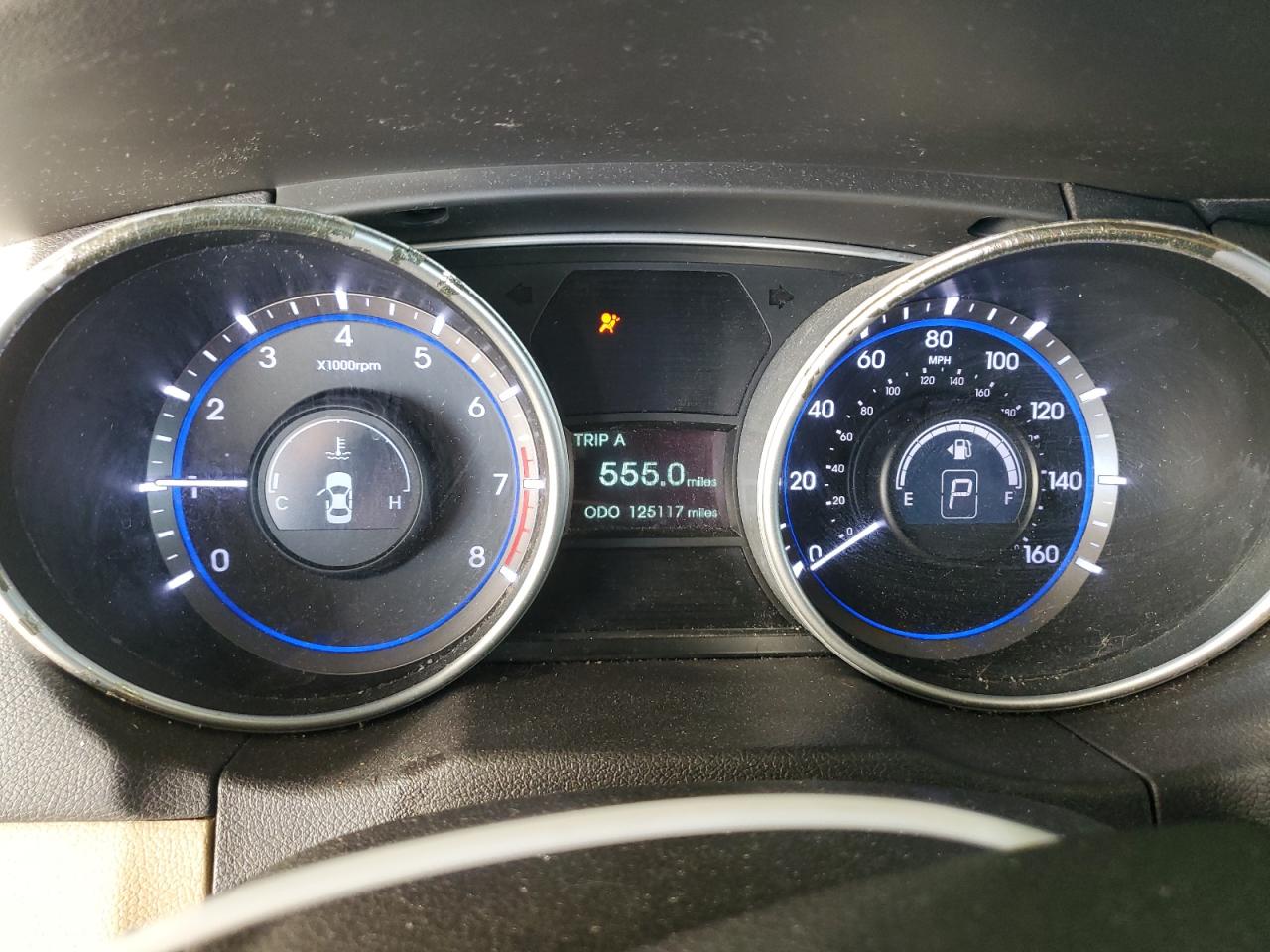 2012 Hyundai Sonata - Image 9