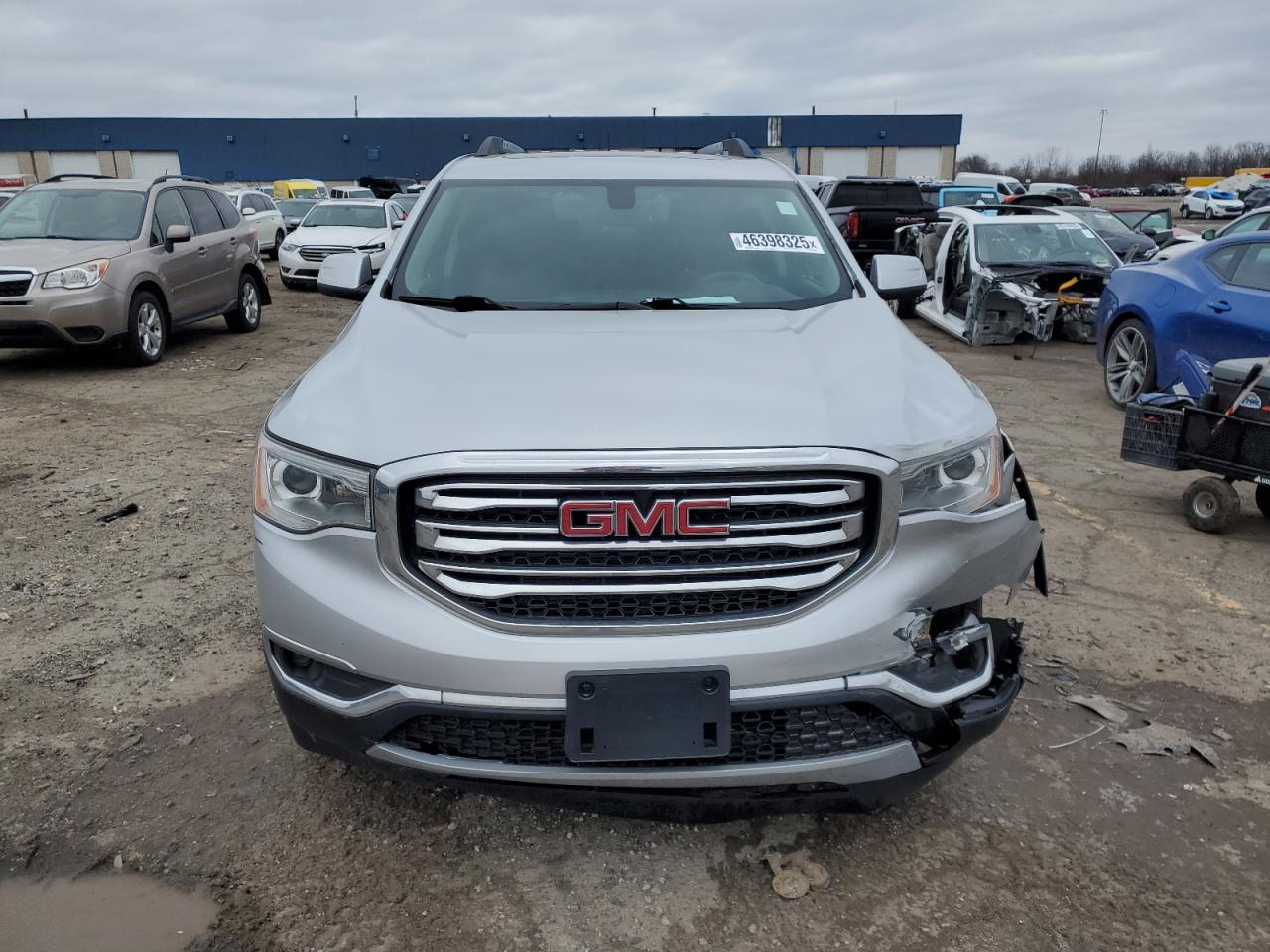 2017 GMC Acadia - Image 5