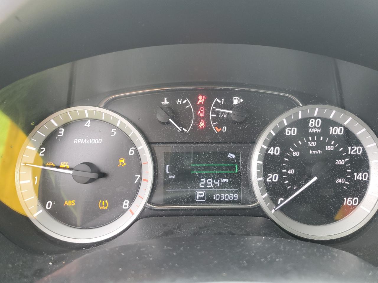 2015 Nissan Sentra - Image 9