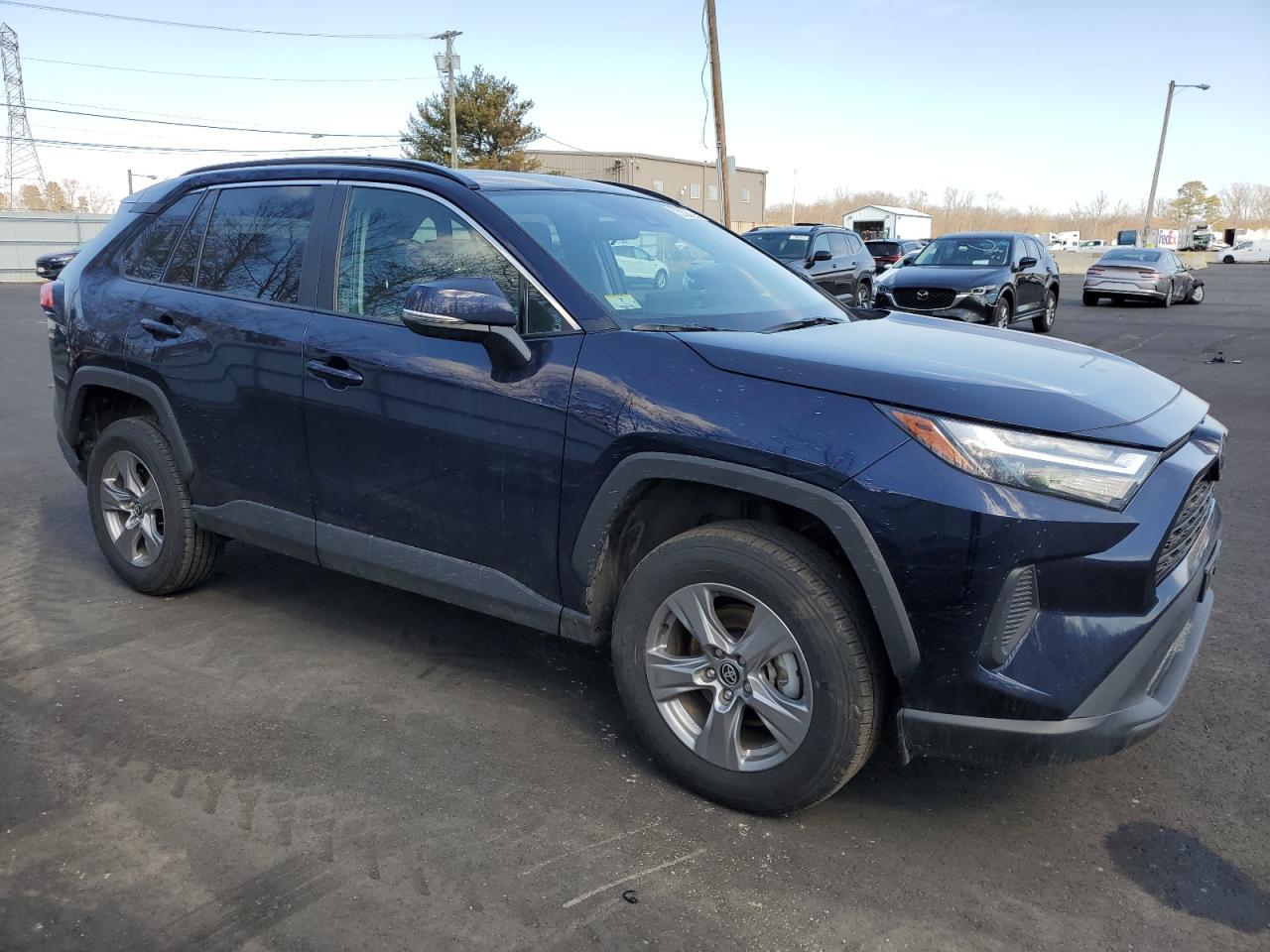 2024 Toyota RAV 4 - Image 4