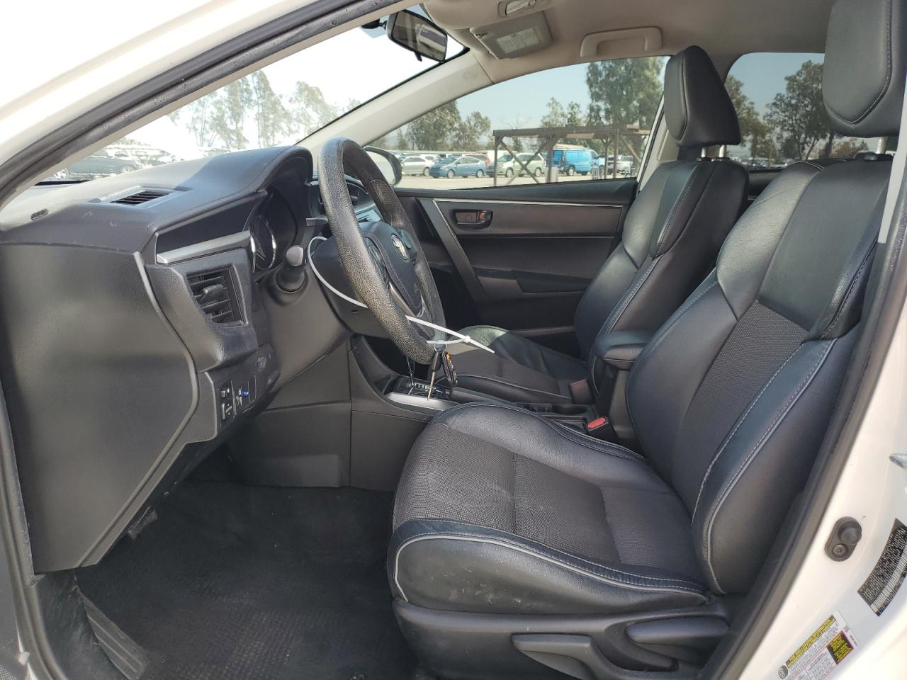 2016 Toyota Corolla L VIN: 5YFBURHE8GP529455 Lot: 49424915
