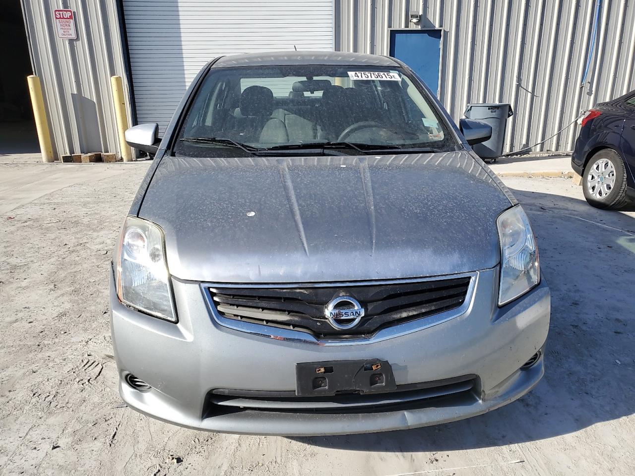 2010 Nissan Sentra - Image 5