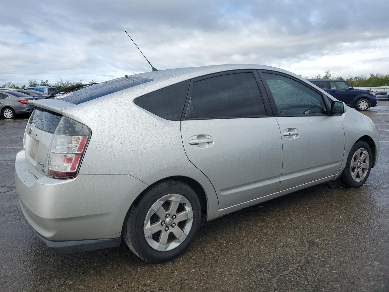 2004 Toyota Prius - Image 3
