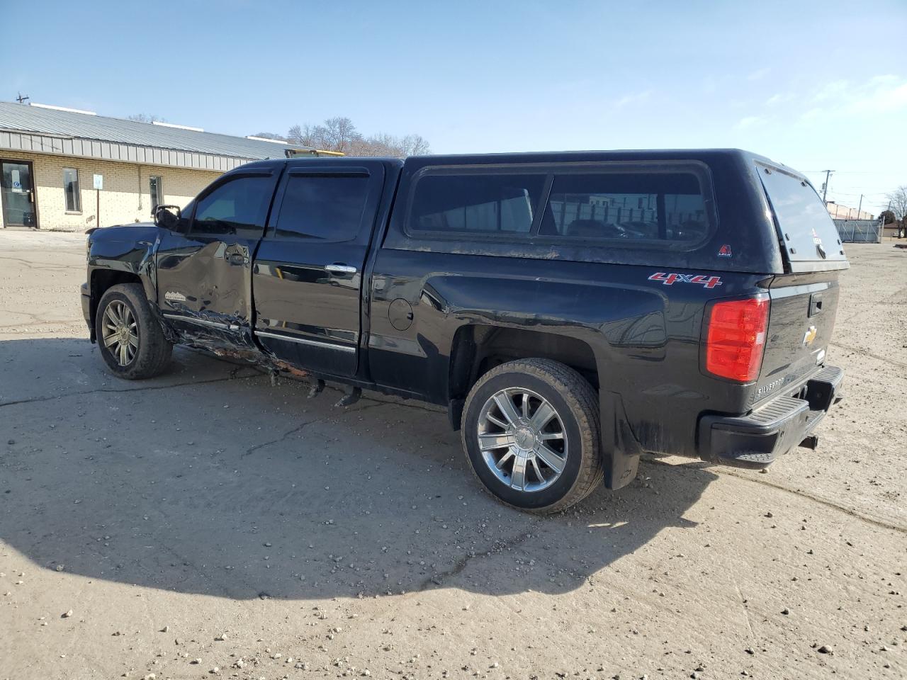 2014 Chevrolet Silverado - Image 2