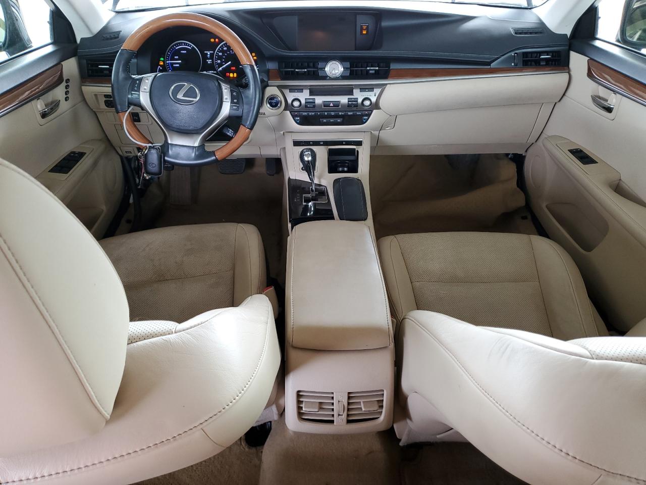 2013 Lexus ES - Image 8