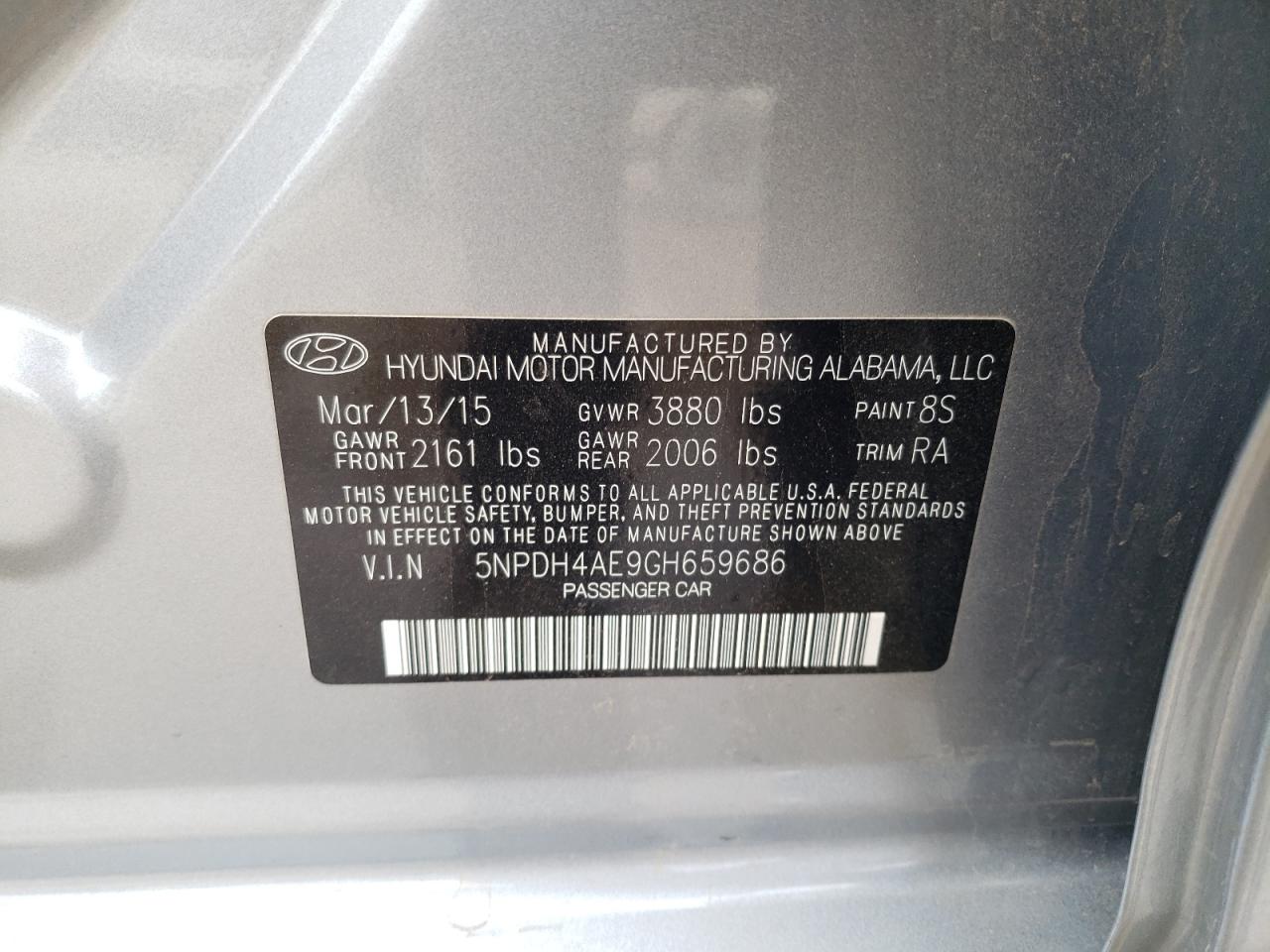 2016 Hyundai Elantra - Image 13