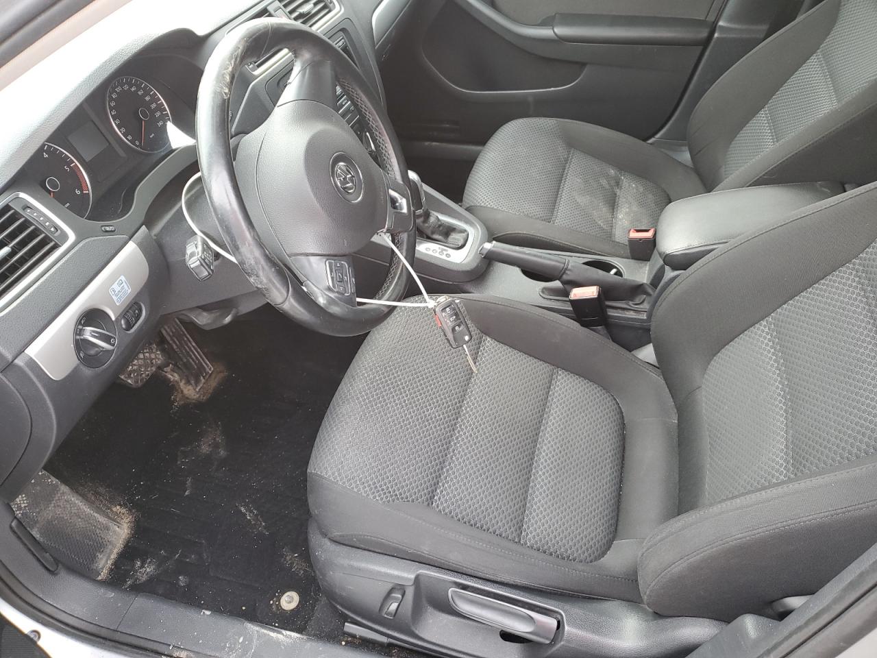 2014 Volkswagen Jetta - Image 7